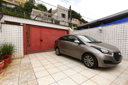 Casa para alugar com 70m², 2 quartos e 1 vaga Casa para alugar com 70m², 2 quartos e 1 vagaGaragem