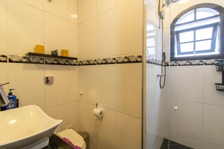 Casa à venda com 187m², 3 quartos e 2 vagas Casa à venda com 187m², 3 quartos e 2 vagasSuíte