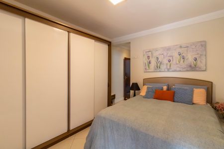 Casa à venda com 187m², 3 quartos e 2 vagas Casa à venda com 187m², 3 quartos e 2 vagasSuíte