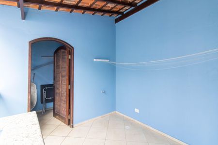 Casa à venda com 187m², 3 quartos e 2 vagas Casa à venda com 187m², 3 quartos e 2 vagasTerraço