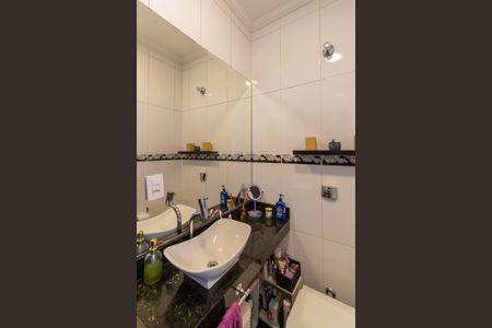 Casa à venda com 187m², 3 quartos e 2 vagas Casa à venda com 187m², 3 quartos e 2 vagasSuíte