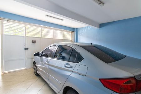 Casa à venda com 187m², 3 quartos e 2 vagas Casa à venda com 187m², 3 quartos e 2 vagasGaragem