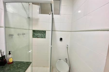 Apartamento à venda com 67m², 2 quartos e sem vaga Apartamento à venda com 67m², 2 quartos e sem vagaBanheiro