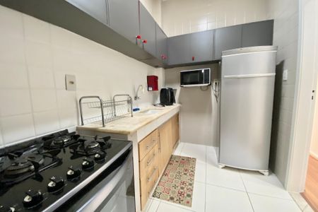 Apartamento à venda com 67m², 2 quartos e sem vaga Apartamento à venda com 67m², 2 quartos e sem vagaCozinha