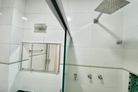 Apartamento à venda com 67m², 2 quartos e sem vaga Apartamento à venda com 67m², 2 quartos e sem vagaBanheiro