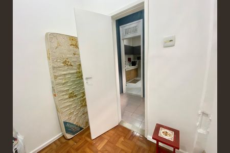 Apartamento à venda com 67m², 2 quartos e sem vaga Apartamento à venda com 67m², 2 quartos e sem vagaQuarto de Serviço