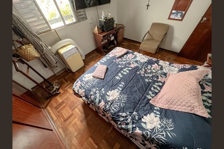 Casa à venda com 157m², 3 quartos e 2 vagas Casa à venda com 157m², 3 quartos e 2 vagasQuarto 2