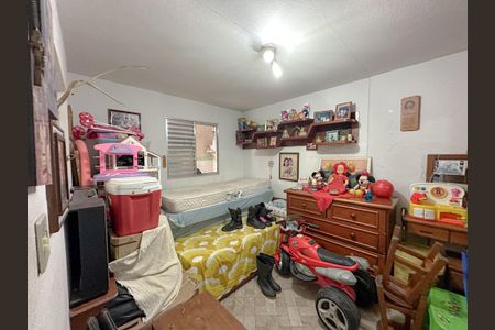 Casa à venda com 157m², 3 quartos e 2 vagas Casa à venda com 157m², 3 quartos e 2 vagasSuíte externa