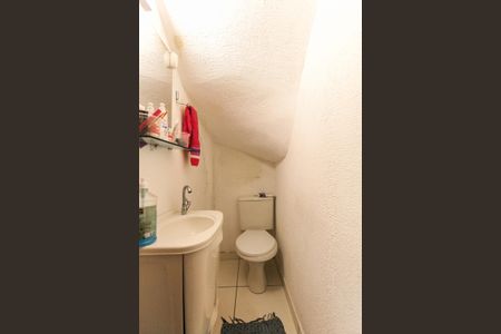 Casa de condomínio à venda com 71m², 2 quartos e 1 vagaLavabo