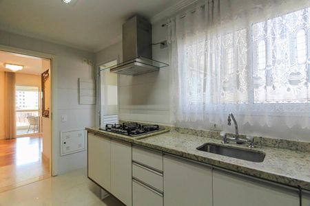 Apartamento à venda com 130m², 3 quartos e 2 vagas Apartamento à venda com 130m², 3 quartos e 2 vagasCozinha