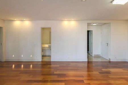 Apartamento à venda com 130m², 3 quartos e 2 vagas Apartamento à venda com 130m², 3 quartos e 2 vagasSala