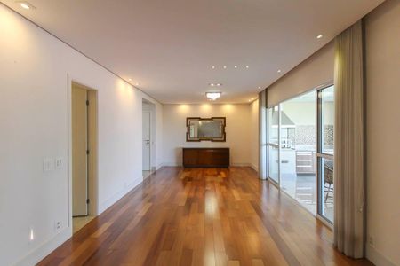 Apartamento à venda com 130m², 3 quartos e 2 vagas Apartamento à venda com 130m², 3 quartos e 2 vagasSala