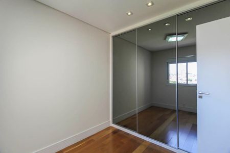 Apartamento à venda com 130m², 3 quartos e 2 vagas Apartamento à venda com 130m², 3 quartos e 2 vagasQuarto 2