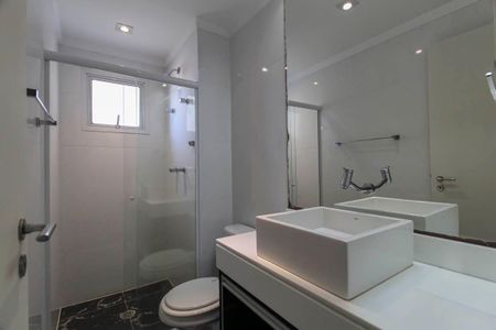 Apartamento à venda com 130m², 3 quartos e 2 vagas Apartamento à venda com 130m², 3 quartos e 2 vagasBanheiro