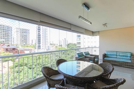 Apartamento à venda com 130m², 3 quartos e 2 vagas Apartamento à venda com 130m², 3 quartos e 2 vagasVaranda da Sala