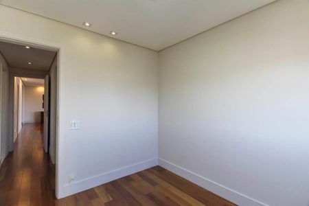 Apartamento à venda com 130m², 3 quartos e 2 vagas Apartamento à venda com 130m², 3 quartos e 2 vagasQuarto 1