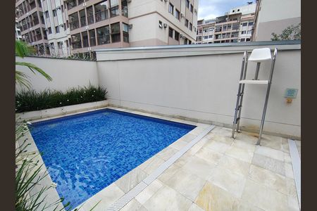 Apartamento à venda com 46m², 2 quartos e 1 vaga Apartamento à venda com 46m², 2 quartos e 1 vagaÁrea comum - Piscina