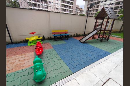 Apartamento à venda com 46m², 2 quartos e 1 vaga Apartamento à venda com 46m², 2 quartos e 1 vagaArea Kids