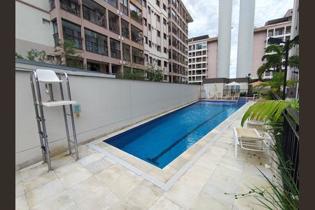 Apartamento à venda com 46m², 2 quartos e 1 vaga Apartamento à venda com 46m², 2 quartos e 1 vagaÁrea comum - Piscina