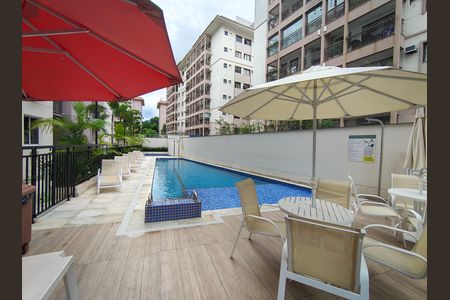 Apartamento à venda com 46m², 2 quartos e 1 vaga Apartamento à venda com 46m², 2 quartos e 1 vagaÁrea comum - Piscina