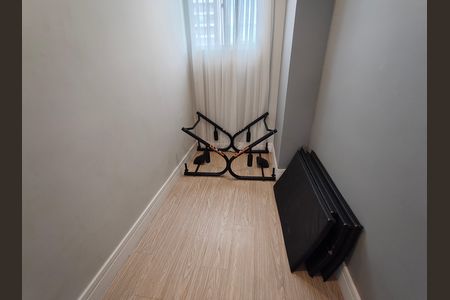 Apartamento à venda com 46m², 2 quartos e 1 vaga Apartamento à venda com 46m², 2 quartos e 1 vagaAcademia