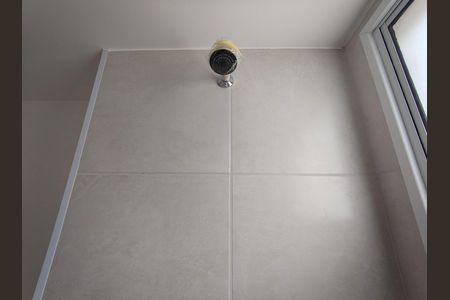 Apartamento à venda com 46m², 2 quartos e 1 vaga Apartamento à venda com 46m², 2 quartos e 1 vagaBanheiro Social