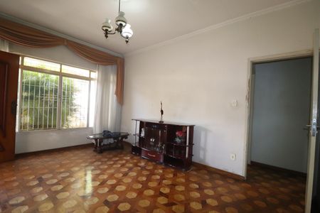 Sala de casa à venda com 3 quartos, 200m² em Vila Eldizia, Santo André
