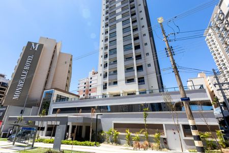 Studio para alugar com 43m², 1 quarto e 1 vaga Studio para alugar com 43m², 1 quarto e 1 vagaFachada