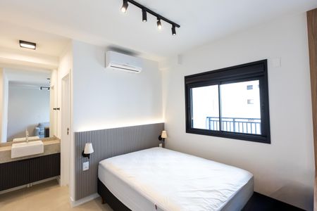 Quarto de kitnet/studio para alugar com 1 quarto, 43m² em Centro, Campinas