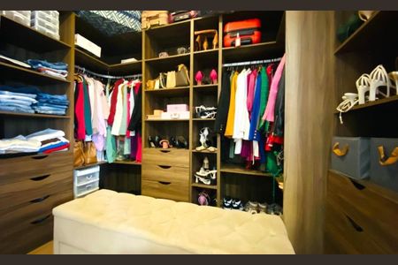 Apartamento à venda com 171m², 3 quartos e 3 vagasFoto 24