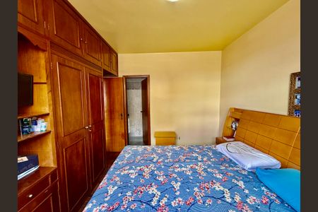 Apartamento à venda com 107m², 4 quartos e 2 vagas Apartamento à venda com 107m², 4 quartos e 2 vagasQuarto