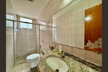 Apartamento à venda com 107m², 4 quartos e 2 vagas Apartamento à venda com 107m², 4 quartos e 2 vagasBanheiro