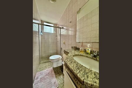 Apartamento à venda com 107m², 4 quartos e 2 vagas Apartamento à venda com 107m², 4 quartos e 2 vagasBanheiro