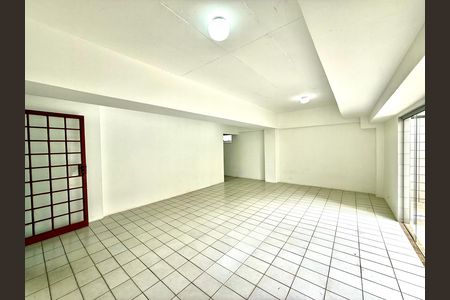 Apartamento à venda com 107m², 4 quartos e 2 vagas Apartamento à venda com 107m², 4 quartos e 2 vagasSala