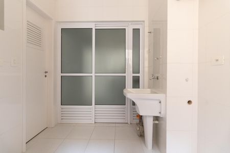 Apartamento à venda com 108m², 4 quartos e 3 vagasLavanderia