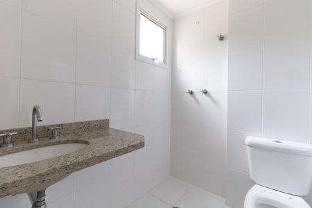 Apartamento à venda com 108m², 4 quartos e 3 vagasBanheiro da Suíte 2
