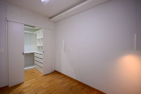 Apartamento à venda com 87m², 3 quartos e 2 vagasQuarto 3 - Suite 