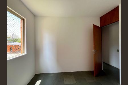 Apartamento para alugar com 75m², 3 quartos e 1 vagaQuarto 2