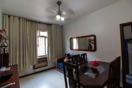 Apartamento à venda com 65m², 2 quartos e 1 vaga