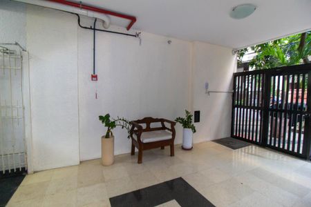Apartamento à venda com 65m², 2 quartos e 1 vaga