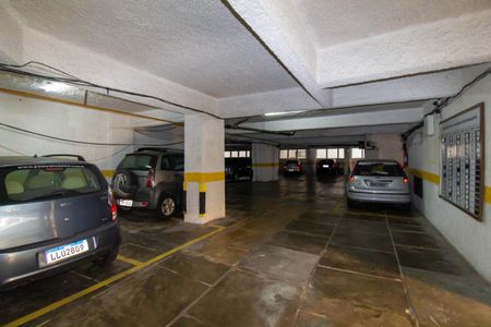 Apartamento à venda com 65m², 2 quartos e 1 vaga
