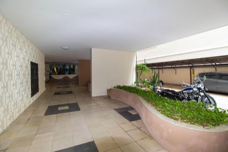 Apartamento à venda com 65m², 2 quartos e 1 vaga