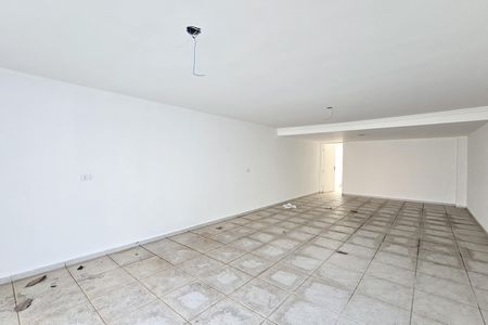 Casa à venda com 192m², 3 quartos e 4 vagas Casa à venda com 192m², 3 quartos e 4 vagasGaragem