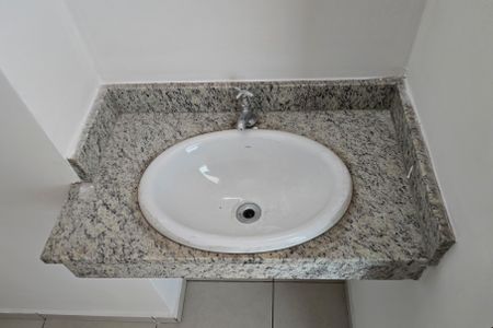 Casa à venda com 192m², 3 quartos e 4 vagas Casa à venda com 192m², 3 quartos e 4 vagasLavabo