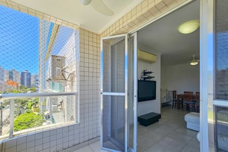 Apartamento para alugar com 100m², 4 quartos e 1 vagavaranda