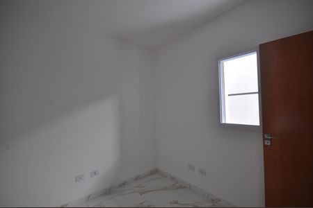 Quarto de apartamento para alugar com 1 quarto, 30m² em Vila Mazzei, São Paulo