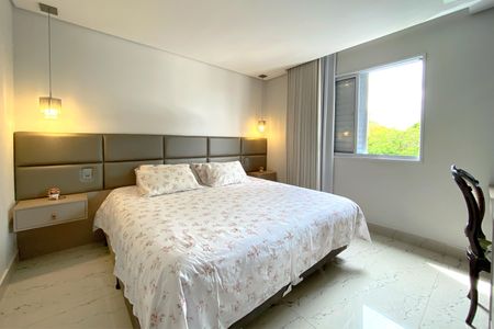 Apartamento à venda com 150m², 2 quartos e 3 vagasSuite 1