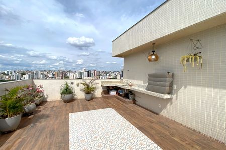 Apartamento à venda com 150m², 2 quartos e 3 vagasCobertura