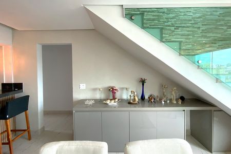 Detalhe da Sala de apartamento à venda com 2 quartos, 150m² em Ipiranga, Belo Horizonte