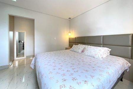 Apartamento à venda com 150m², 2 quartos e 3 vagasSuite 1
